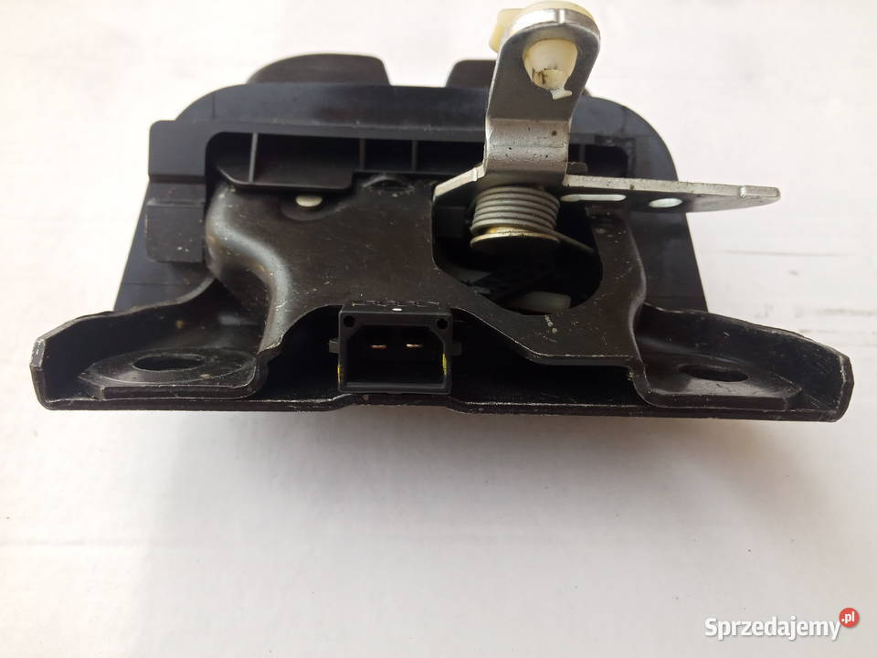 Audi A2 Zamek klapy bagażnika Tył 8Z0827520