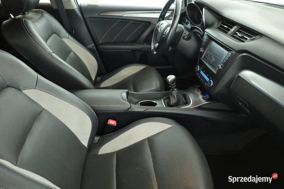 Toyota Avensis 20 D4D klimatyzacja