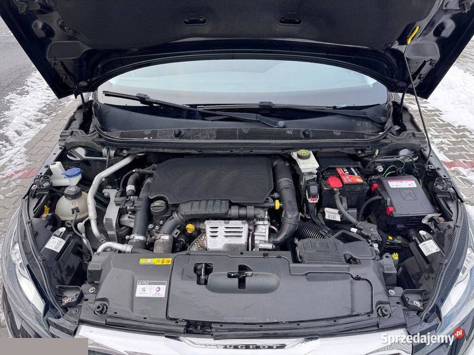 Peugeot 308 12 130 eTHP Start Stop Active 2015r 1199cm3 Kraków