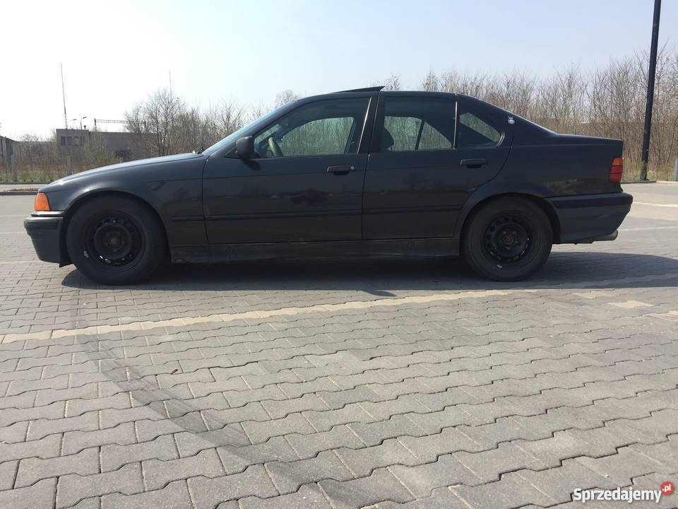 BMW E36 18i LPG mazowieckie