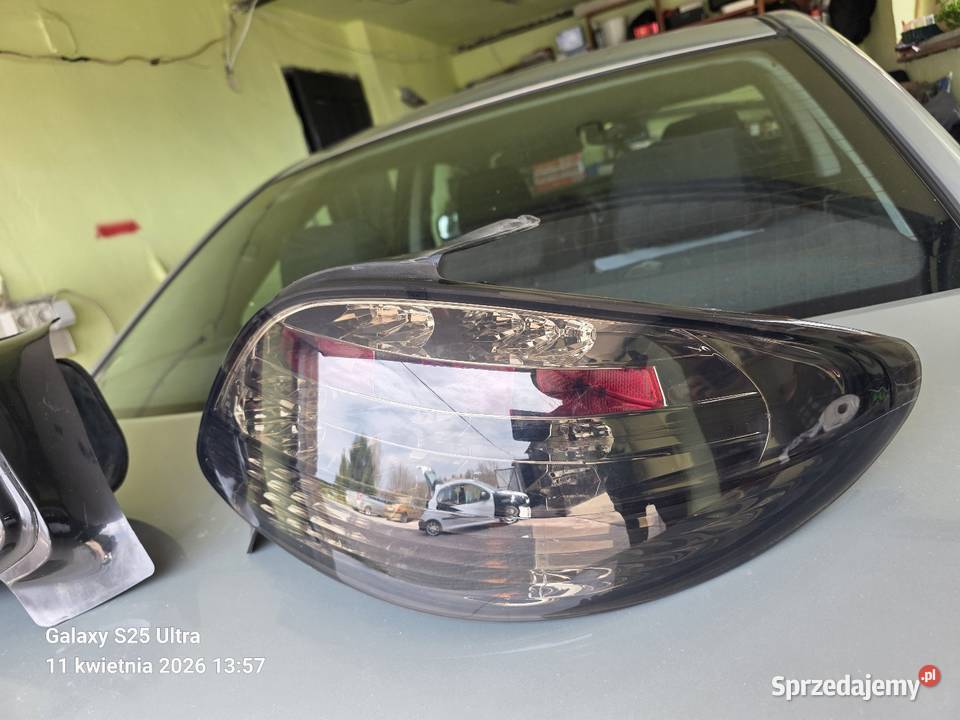 Lampy tyl peugeot 206 hb