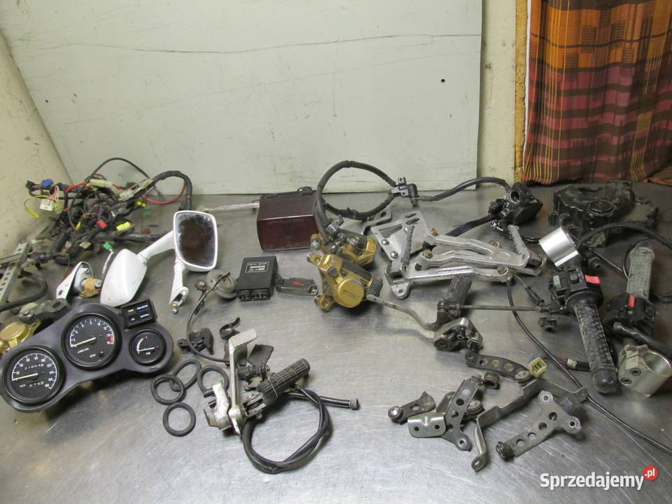 Prawy przełącznik rolgaz Yamaha FZR 400 Silniki i osprzęt Sandomierz sprzedam