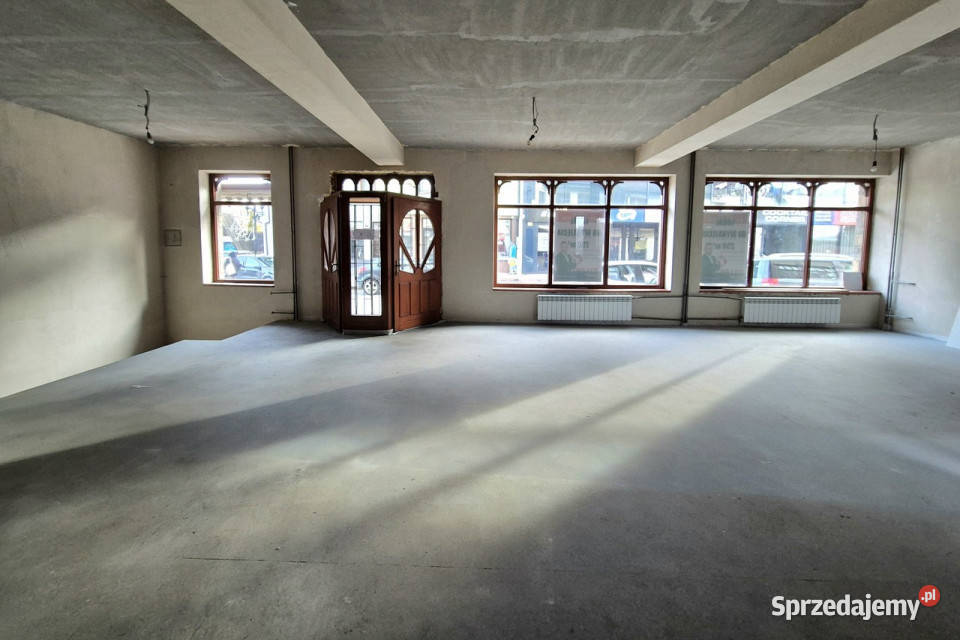 Lokal 230 m deptaku świetna Nowy Targ