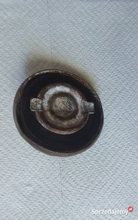 Korek wlewu paliwa Mercedes w111 w 115 w 116 w łódzkie Piotrów
