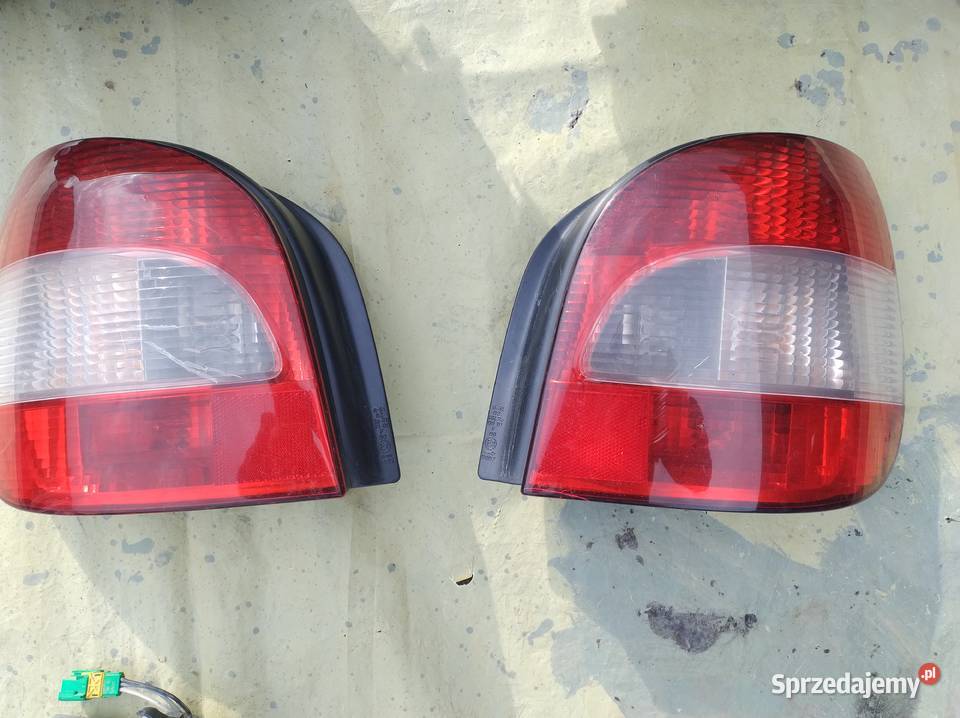 Reflektor Lampa przednia lewa i prawa Renault lubelskie Zahajki-Kolonia