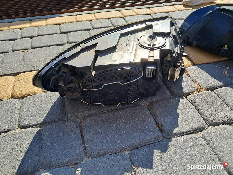 LampaLampy lewa prawa przednia przod Volvo V50 Chełm sprzedam