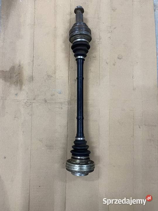 Półoś BMW prawa tył 7533452AI03 e90 e81 e92 335d Półosie