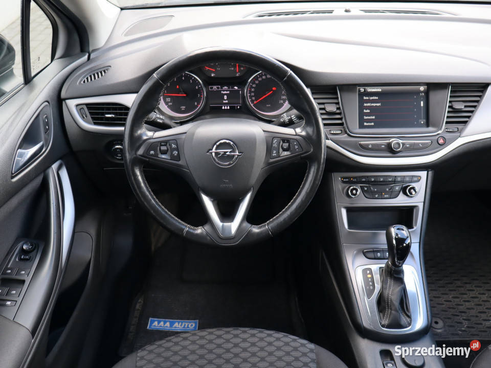 Opel Astra 14 T gniazdo USB Astra Piaseczno