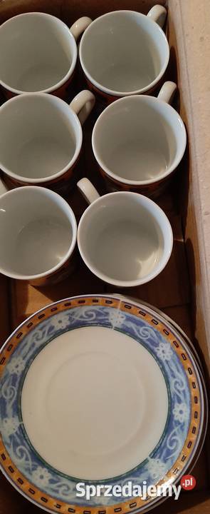 Komplet porcelanapodstawki i kubeczki Porcelana i szkło Wrocław