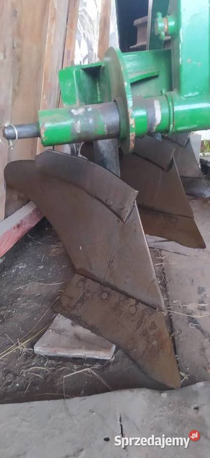 Pług zagonowy 3skibowy Czernica sprzedam