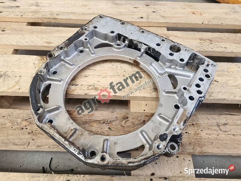 Obudowa skrzyni biegów 6820 7320 7720 7920 Byków sprzedam