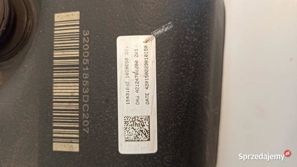 MERCEDES W212 ZBIORNIK ADBLUE OSŁONA A2124700200