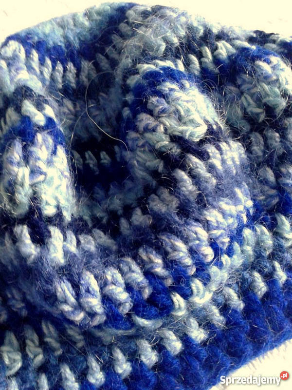 Ciepły moherowy beret w paski Jesienne niebo śląskie Katowice