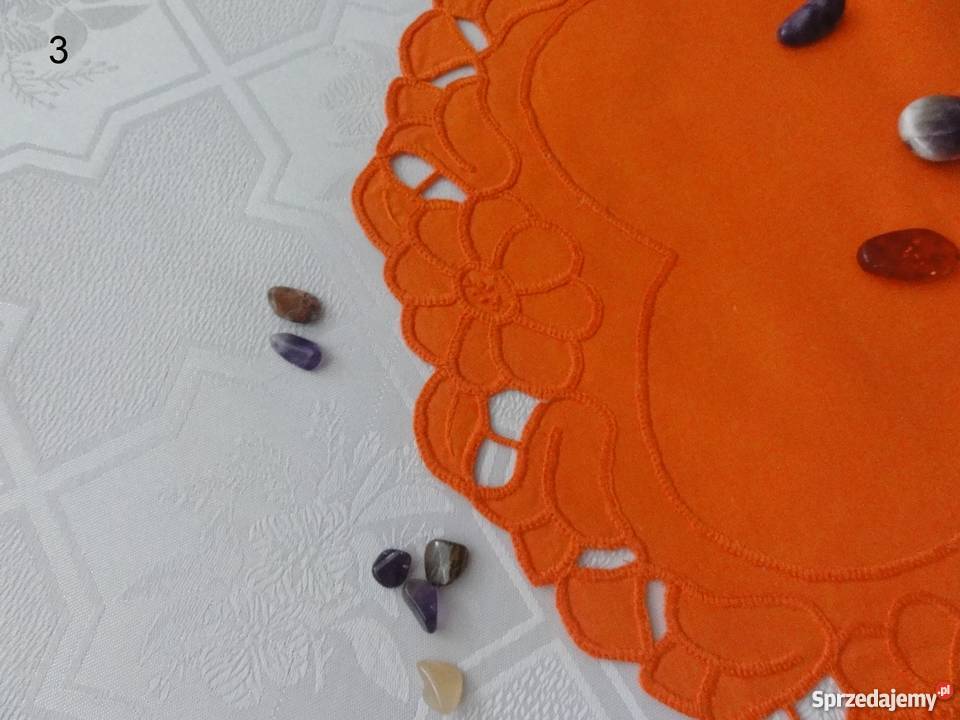 Serwetki kolorowe pomarańczowe wyszywane haft lubelskie Lublin