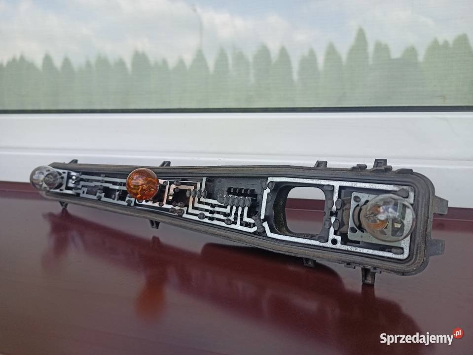 Ford Fiesta MK5 3d wkład oprawka lampy tył Sieradz