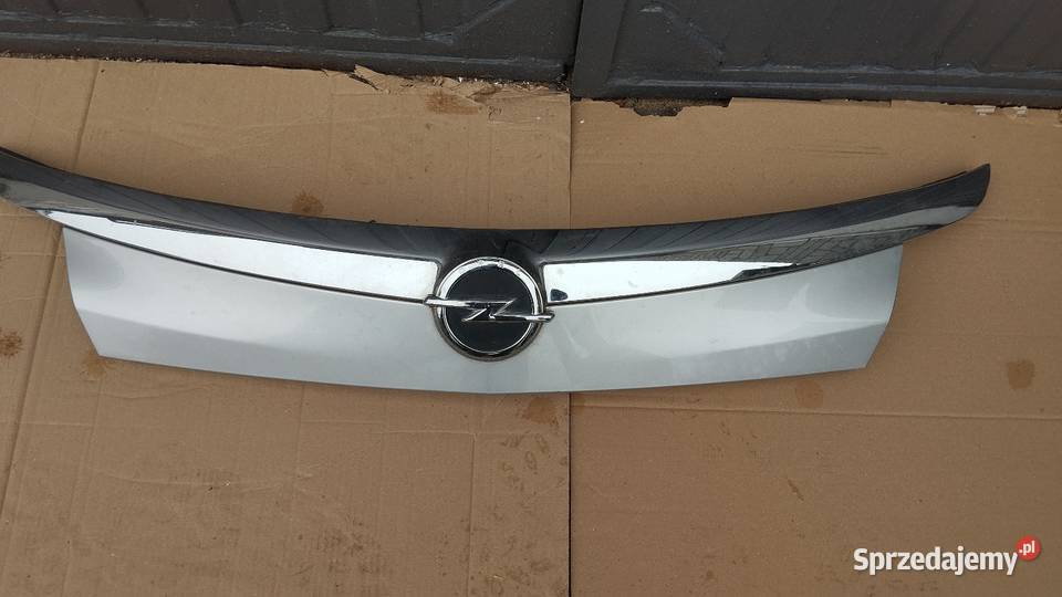 Cześć Klapy bagażnika Insignia A kombi dolnośląskie Wrocław sprzedam