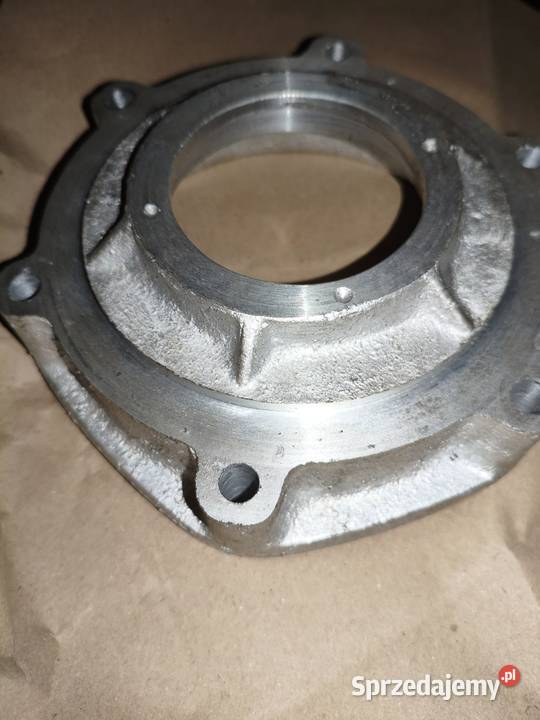 Pokrywa środkowa dyferencjału z napędem na koło wielkopolskie
