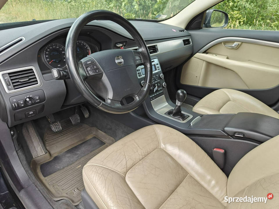 Volvo V70 III 2007 czarny Karczew