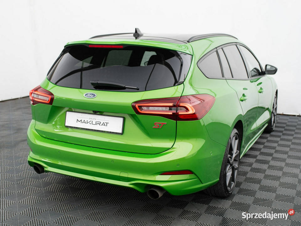 Ford Focus DW7YL8423 EcoBoost ST X Pakiet zimowy 2261cm3
