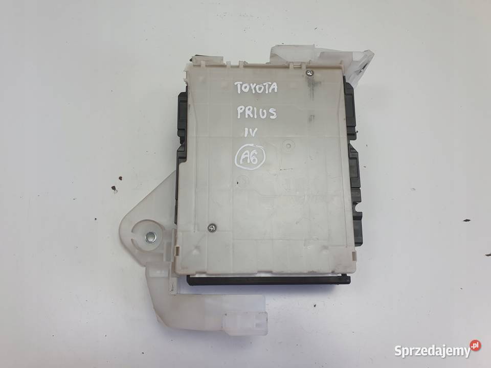 Toyota Prius IV MODUŁ STEROWNIK BMI 8273033Q30D