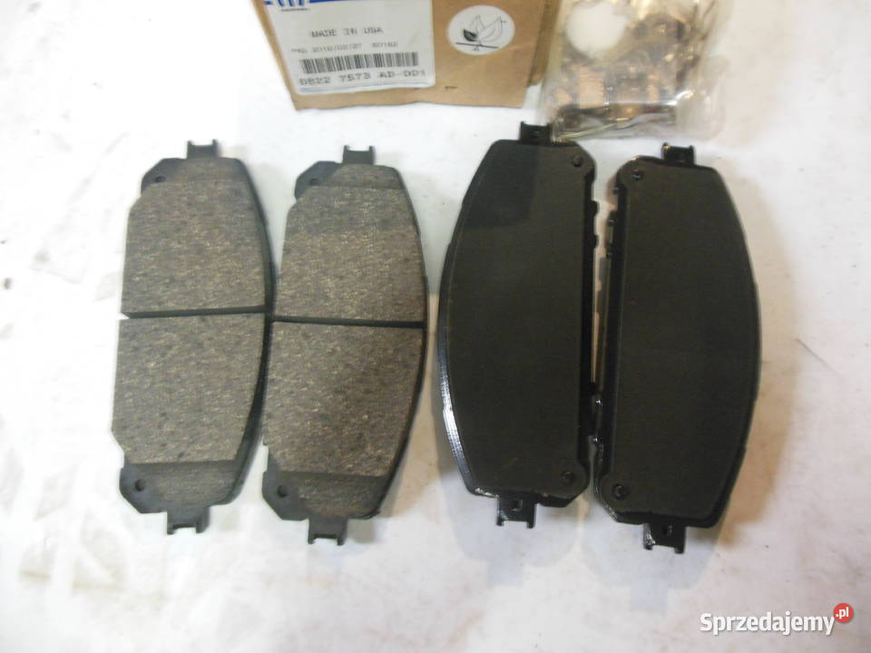 KLOCKI HAMULCOWE 68227573AD PRZÓD PRZEDNIE Kozy