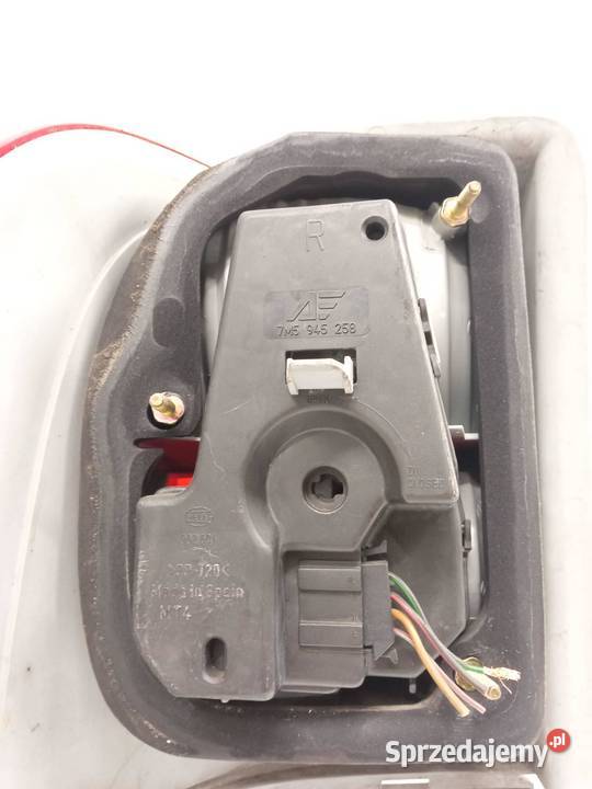LAMPA TYŁ PRAWA EUROPA 964466 Ford Galaxy Mk2 sprzedam