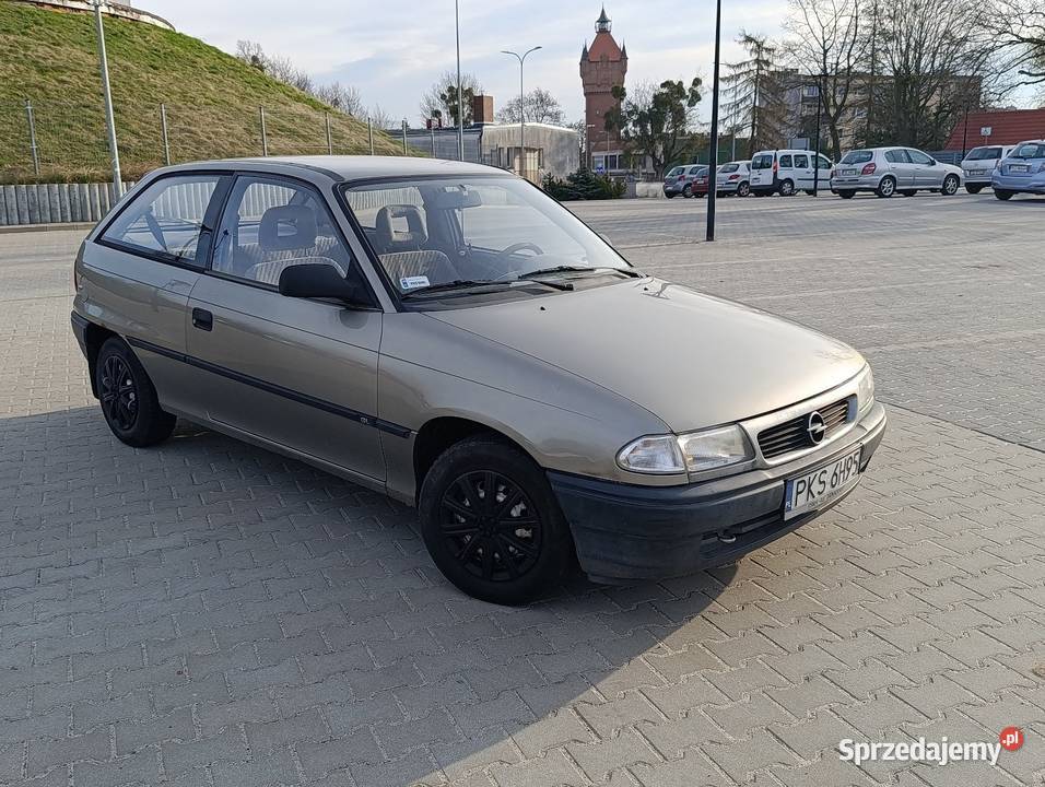 Fajna Astra 187 nieuszkodzony wielkopolskie Śrem sprzedam