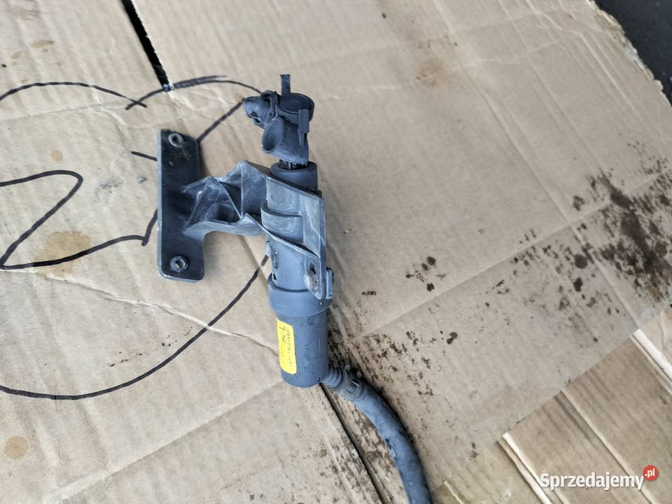 MONDEO MK3 ZBIORNICZEK PŁYNU SPRYSKIWACZ POMPKA Kamień-Kolonia sprzedam