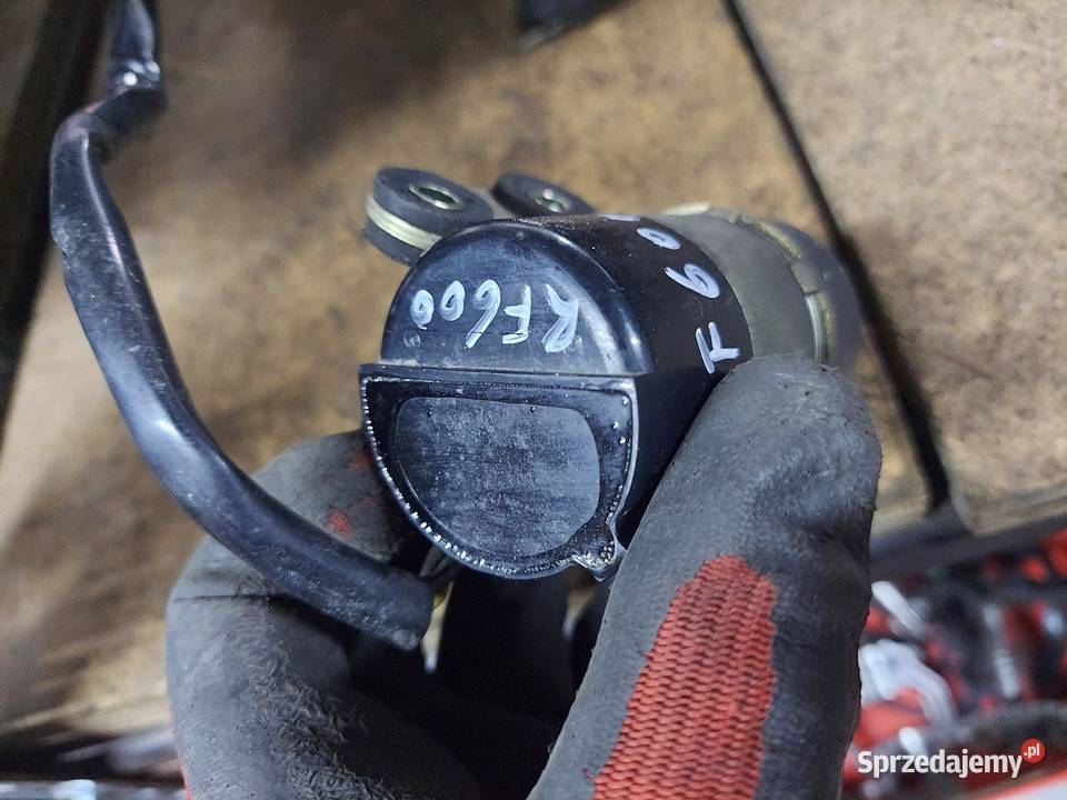 Suzuki RF 600 pompa paliwa paliwowa benzyny dolnośląskie Jelenia Góra