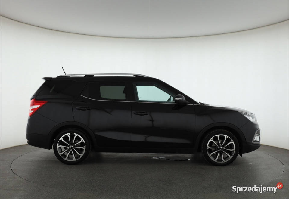SsangYong XLV 16 eXGi Piaseczno