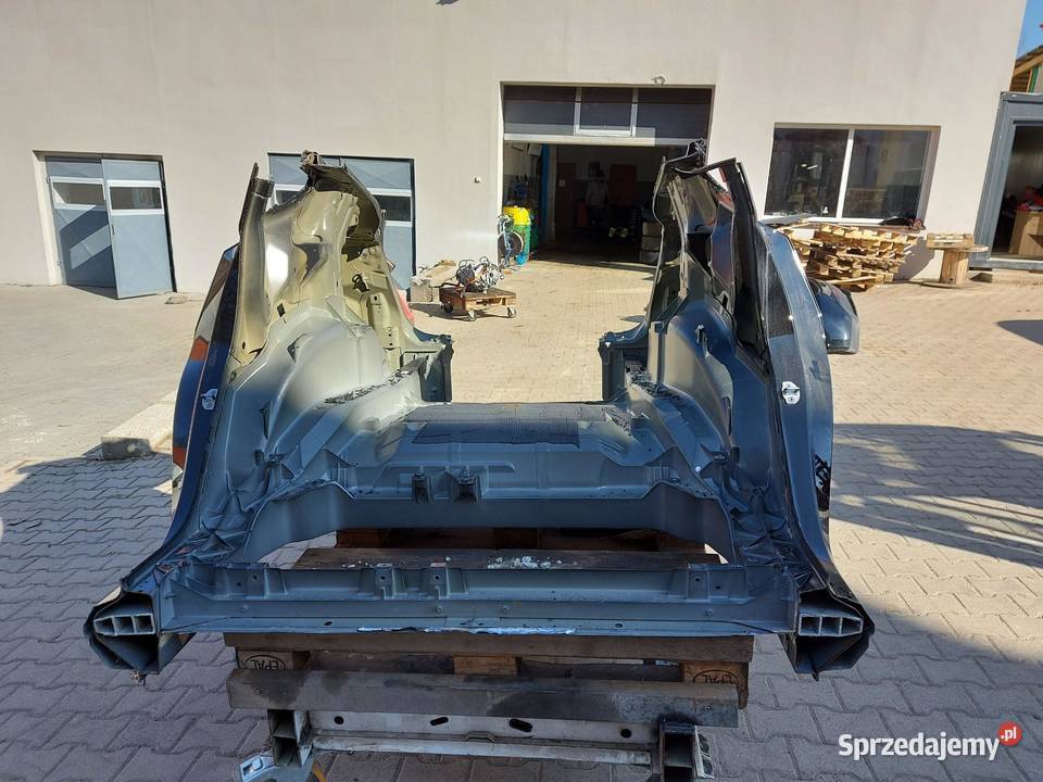 TESLA MODEL Y 2022r WANNA PAS TYLNY ĆWIARTKA dolnośląskie sprzedam