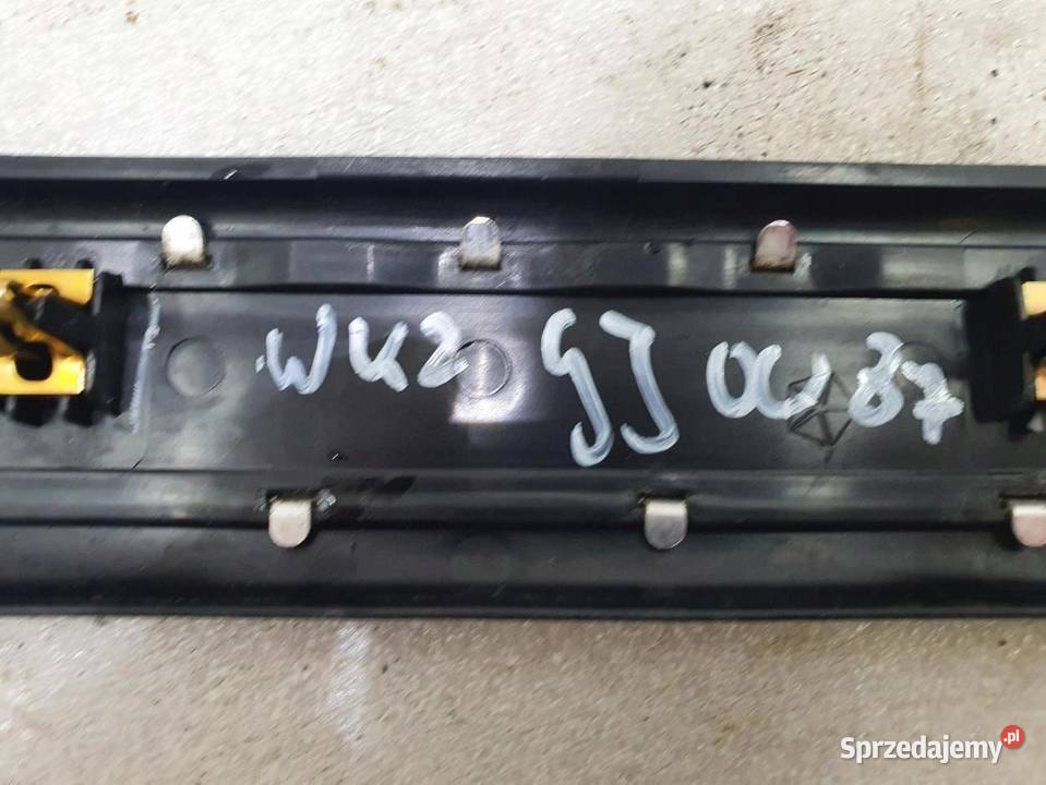 LISTWA PROGOWA PRAWA JEEP CHEROKEE WK2 665921037 wielkopolskie