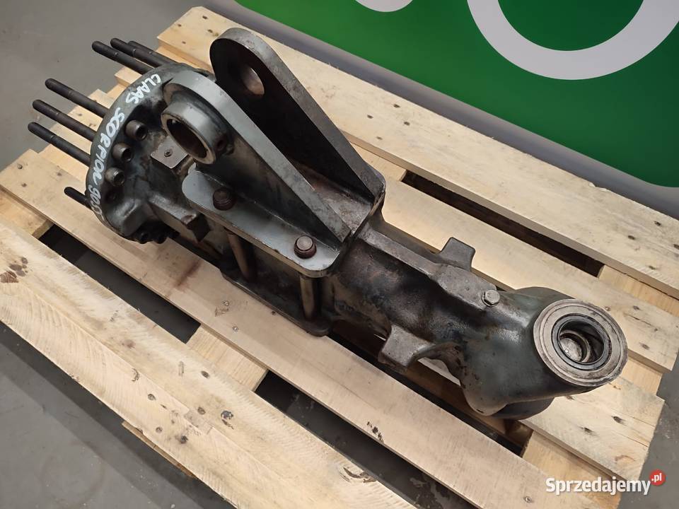 Obudowa osi napędowej CARRARO 338903 CLAAS