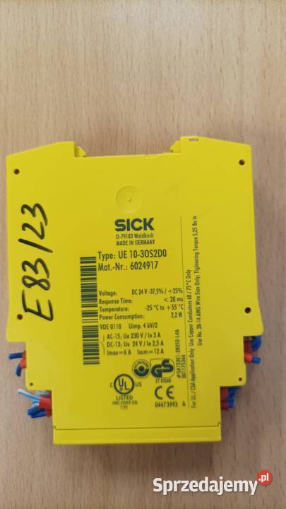 Przekaźnik bezpieczeństwa SICK UE 1030S2D0
