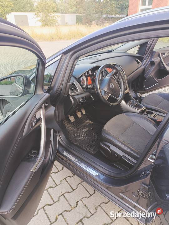 Sprzedam Opel Astra Sports Tourer Kombi Cosmo śląskie Racibórz