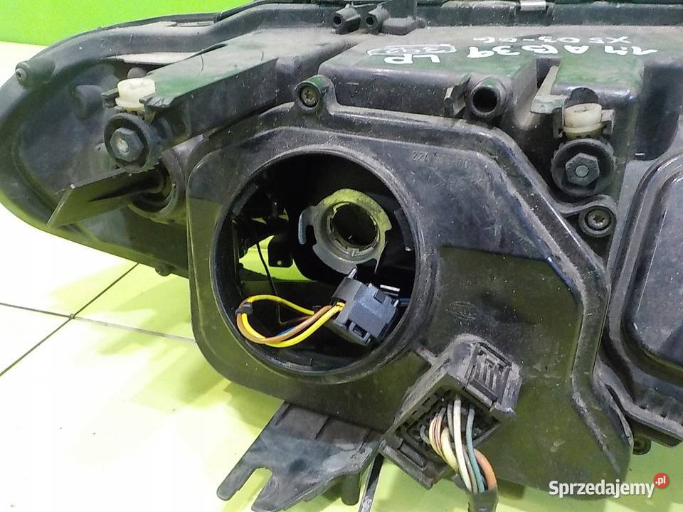 BMW X5 E53 LIFT 30 D 04r 5D lampa lewa przod osobowe Suków