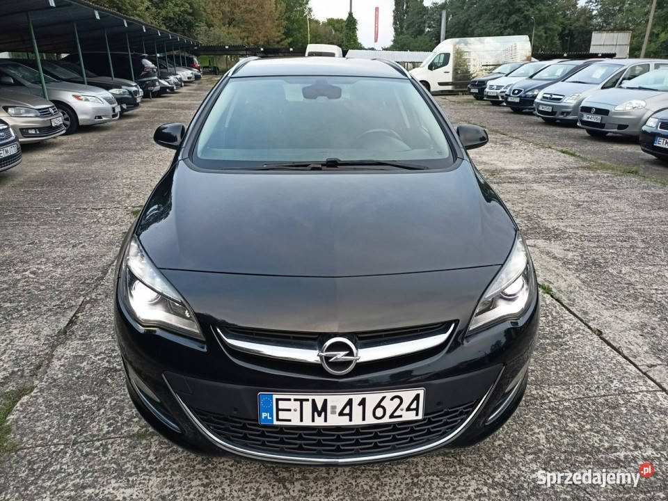 Opel Astra z Niemiec opłatach przeglądzie czarny Tomaszów Mazowiecki