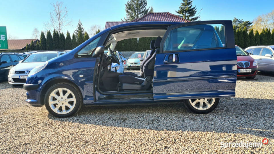 Peugeot 1007 alu PDC 2x el drzwi łopatki zmiany biegów Zieleniewo