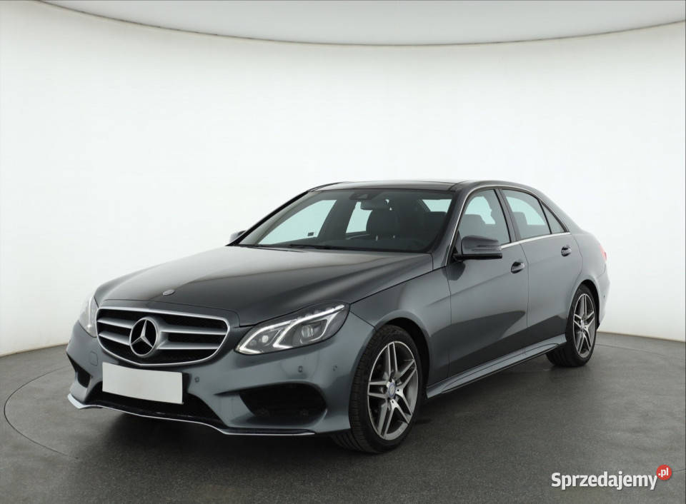 Mercedes E E 220 BlueTEC 4MATIC światła przeciwmgielne Katowice