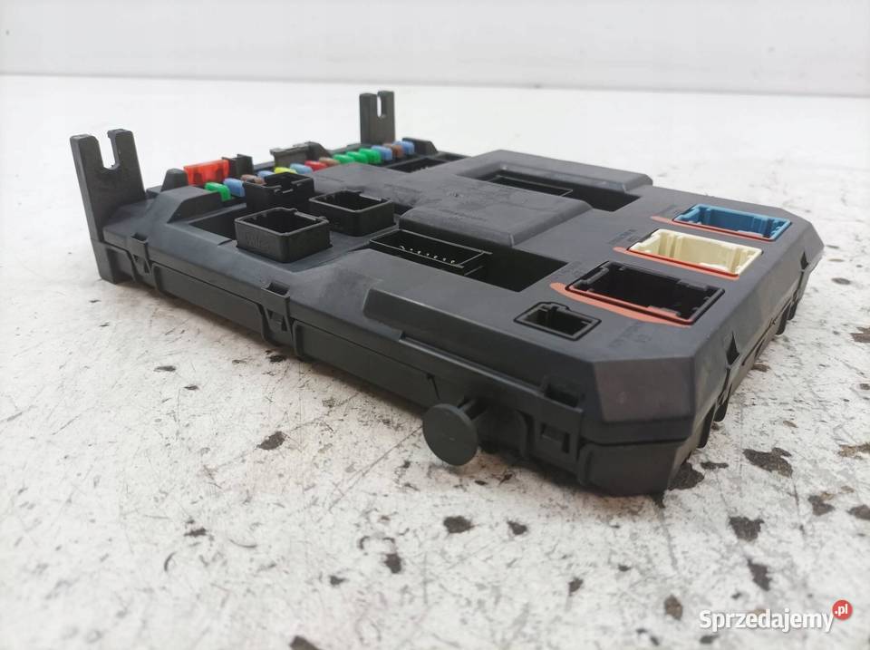 SKRZYNKA BSI 9666952280 X0400 Citroen C3 II Skrzynki bezpieczników Skrzynki bezpieczników sprzedam