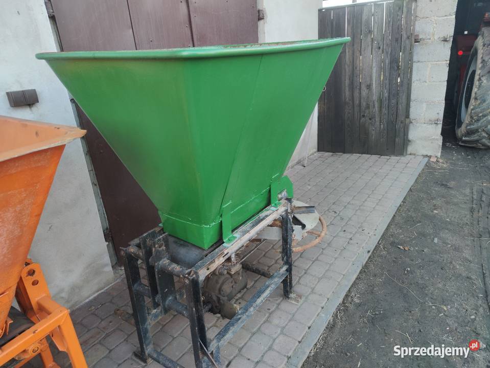 Rozsiewacz nawozu motyl kłos piaskarka solarka Wieluń