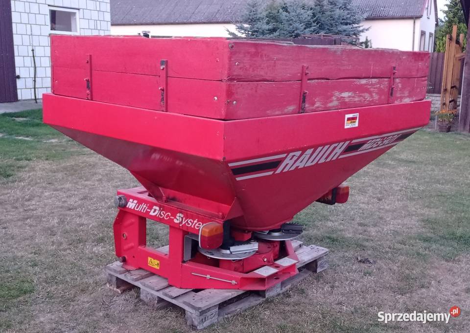 Kuhn Rauch 901 z nadstawkami siatka Rzeczniów