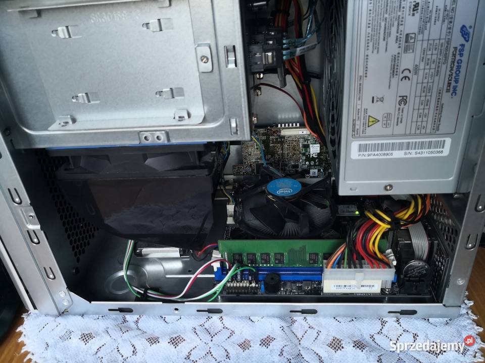 Serwer Terra model R5167315 Xeon E3 1220V5 16gb Radom