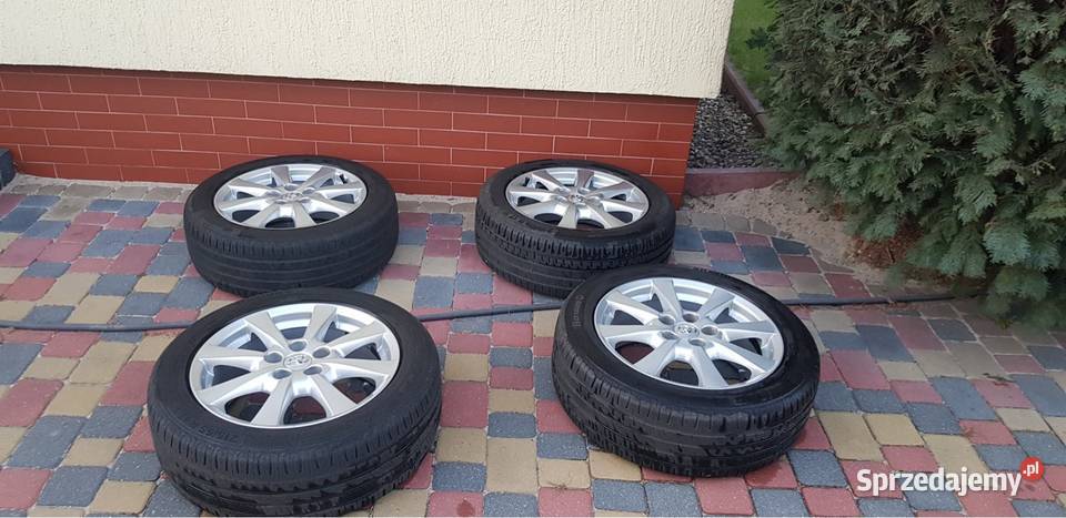Toyota Avensis 22 DCat 150 Salon Polska automat wielkopolskie Koło