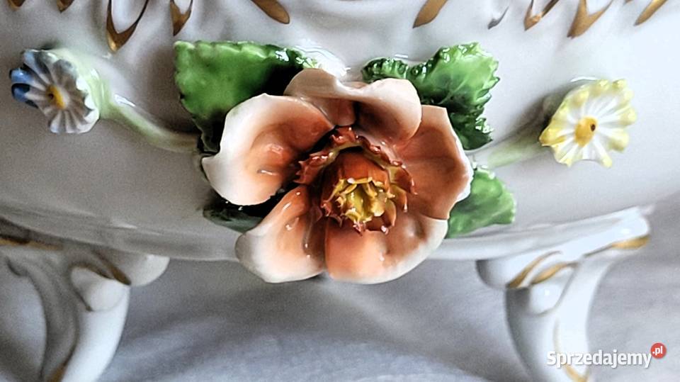 Ażurowa patera w miśnieńskim stylu na nóżkach Antyki, Sztuka, Kolekcje