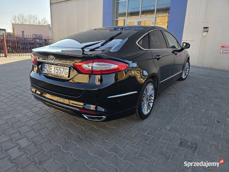 Ford Mondeo Vignale 2019 podgrzewane fotele Mondeo Rzeszów