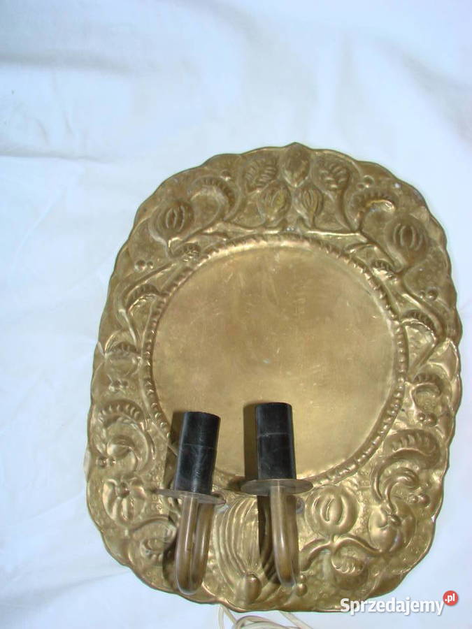stary mosiężny świecznik
