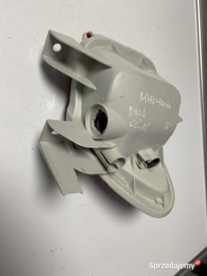 Toyota Rav4 III lampa przeciwmgielna tylna lewa Kozubszczyzna