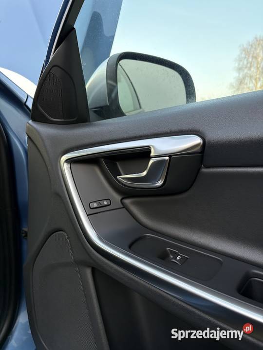 Volvo V60 2014 RDesign 136 5cyl manualna łódzkie Pabianice
