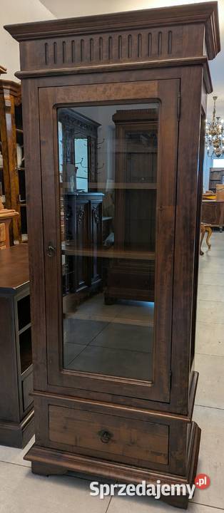 Nieduża witryna serwantka kolonialnasklep śląskie Dąbrowa Górnicza sprzedam